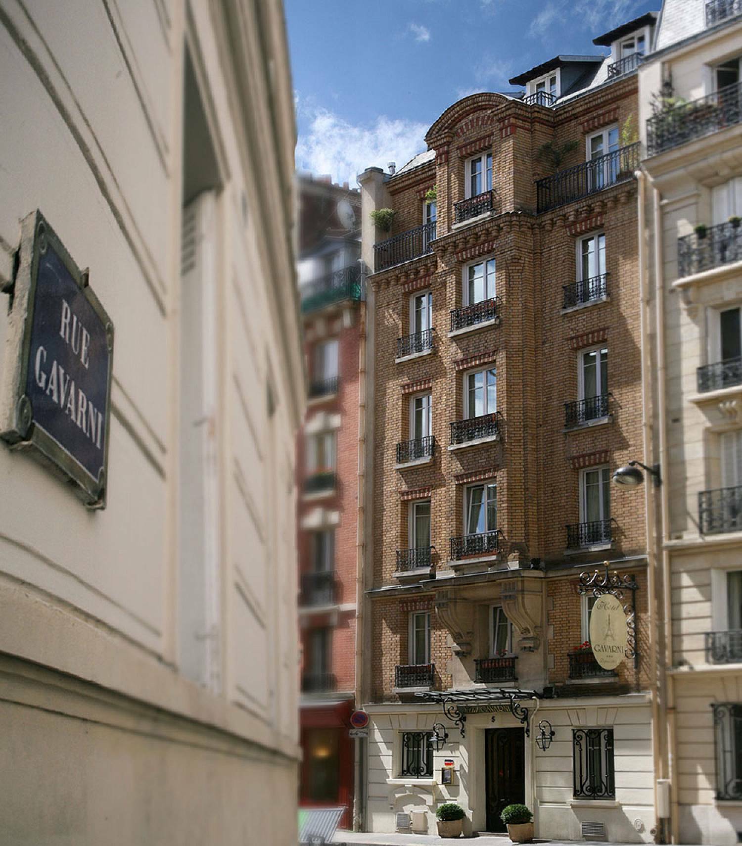 ホテル ガヴァルニ パリ エクステリア 写真